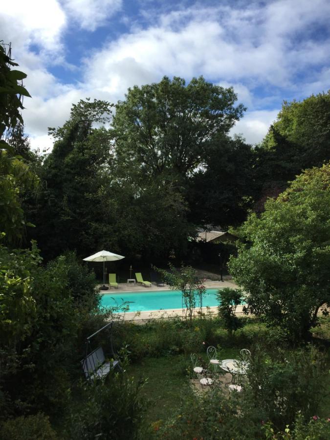 Il Etait Une Fois Un Jardin Saint-Fargeau (Yonne) Exterior foto